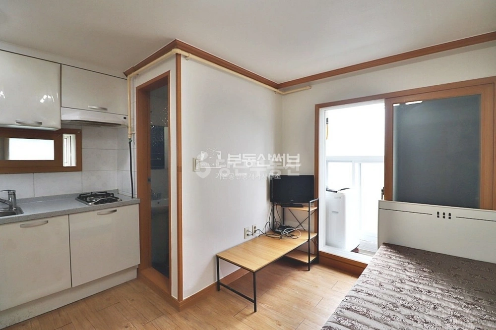 부산광역시 연제구 연산동 원룸 사진 1