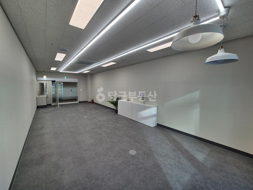 경기도 안양시 동안구 관양동 사무실 사진 1