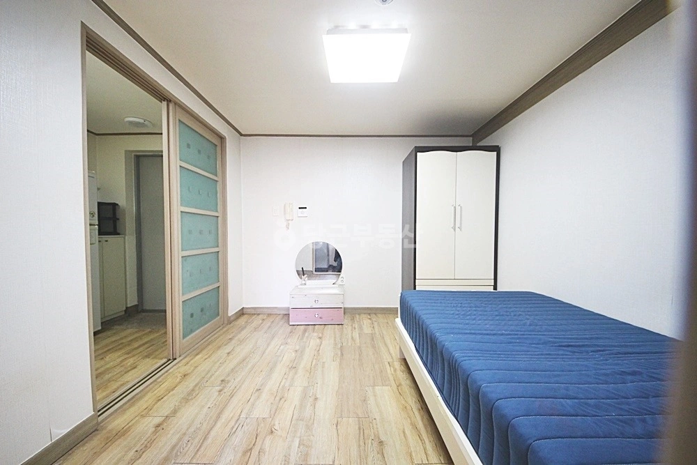 대전광역시 서구 용문동 원룸 사진 1