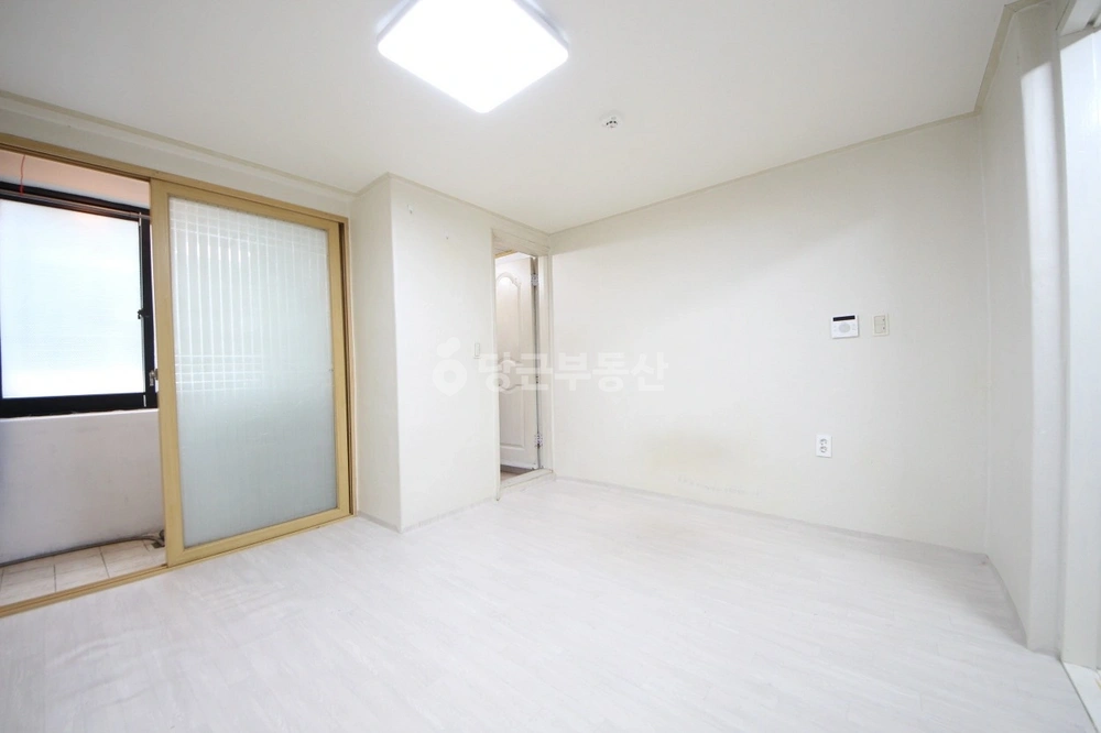 대전광역시 서구 탄방동 원룸 사진 1