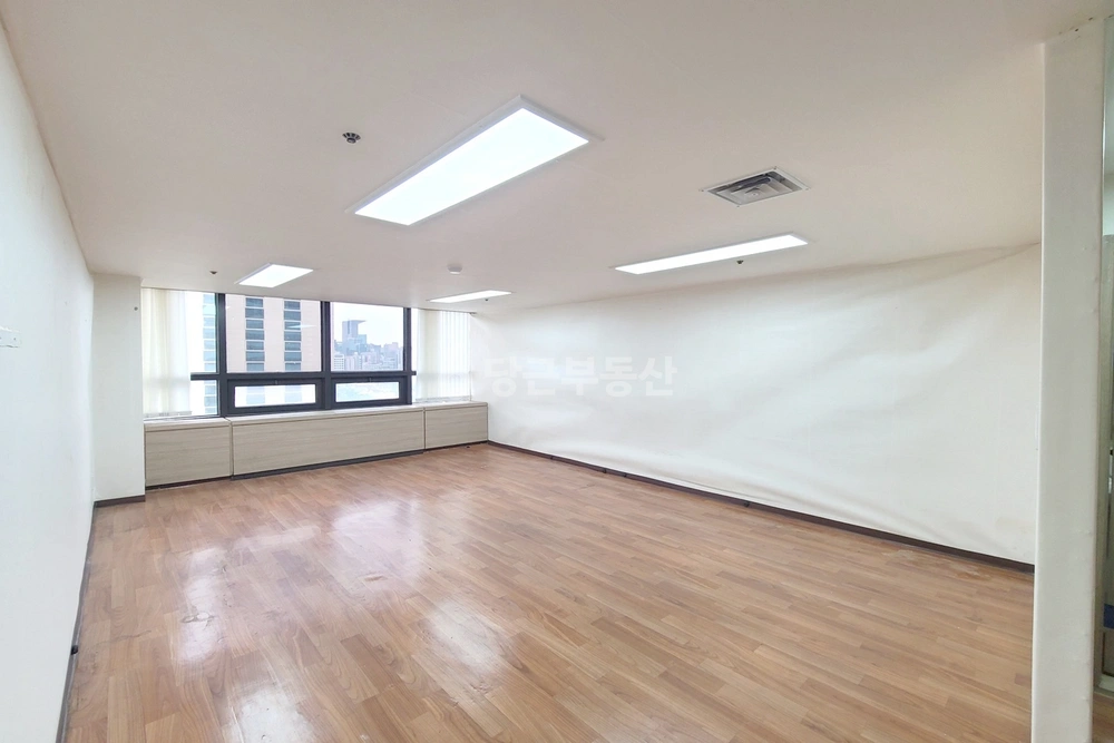 서울특별시 강남구 논현동 오피스텔 사진 1