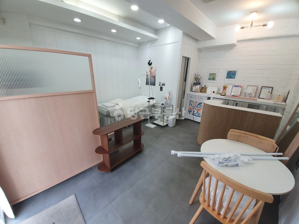 대구광역시 수성구 만촌동 상가 사진 1