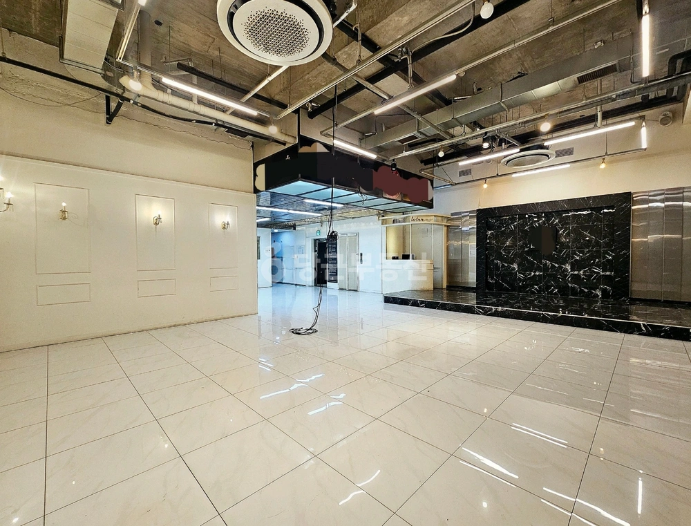 서울특별시 강남구 역삼동 상가 사진 1