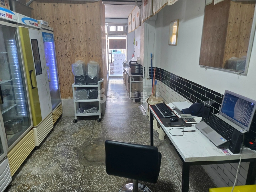 경상남도 창원시 마산합포구 오동동 상가 사진 1