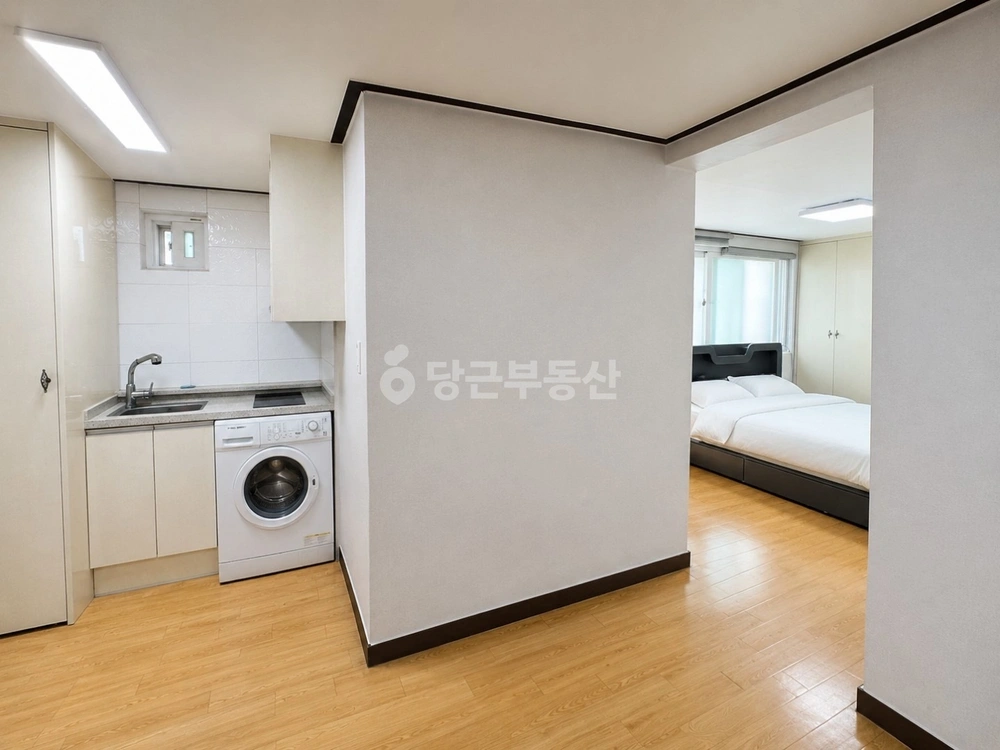 서울특별시 강남구 논현동 원룸 사진 1