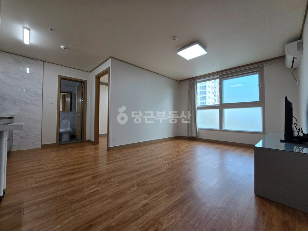대전광역시 유성구 봉명동 아파트 사진 1