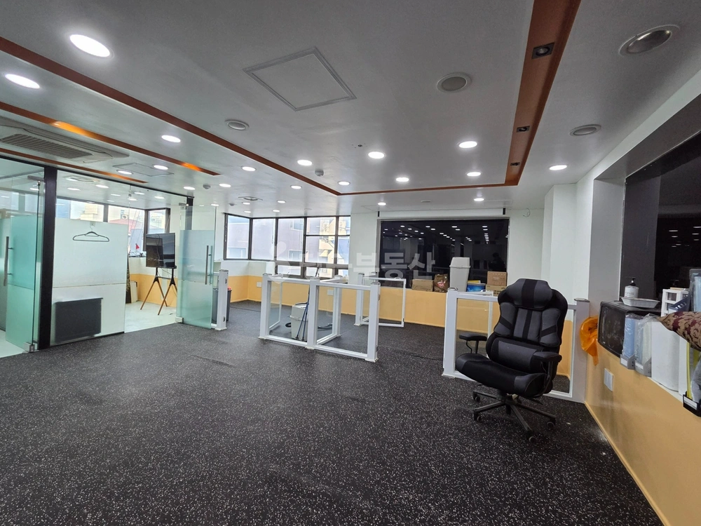 서울특별시 강남구 논현동 사무실 사진 1