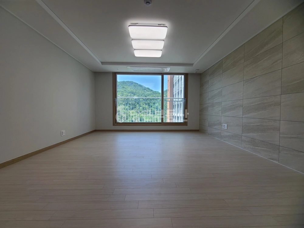 부산광역시 부산진구 범천동 아파트 사진 1