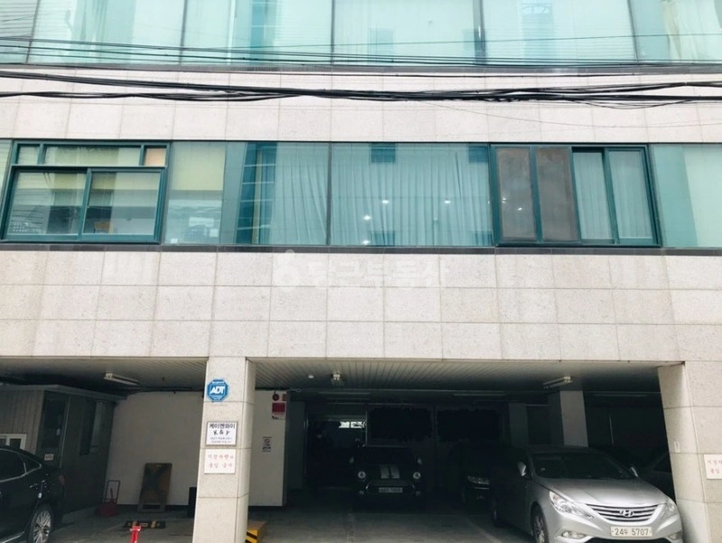 서울특별시 강남구 역삼동 사무실 사진 1