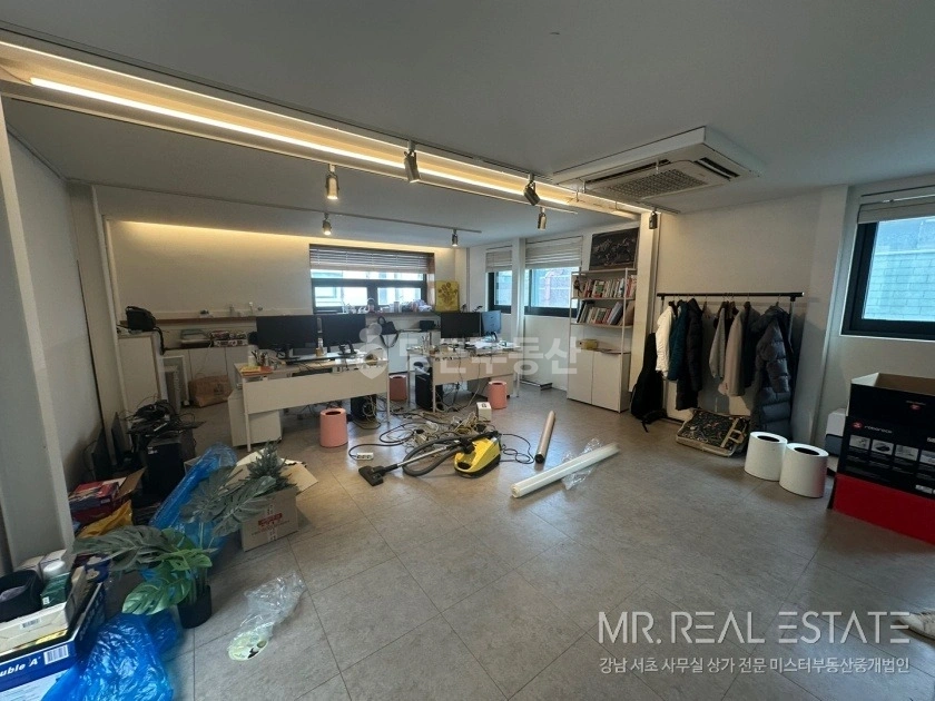 서울특별시 강남구 신사동 사무실 사진 1