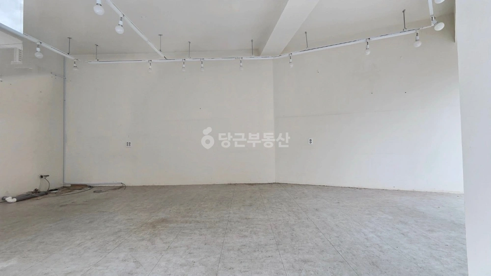 전북특별자치도 익산시 신동 상가 사진 1