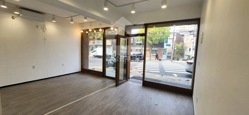 서울특별시 은평구 녹번동 상가 사진 1