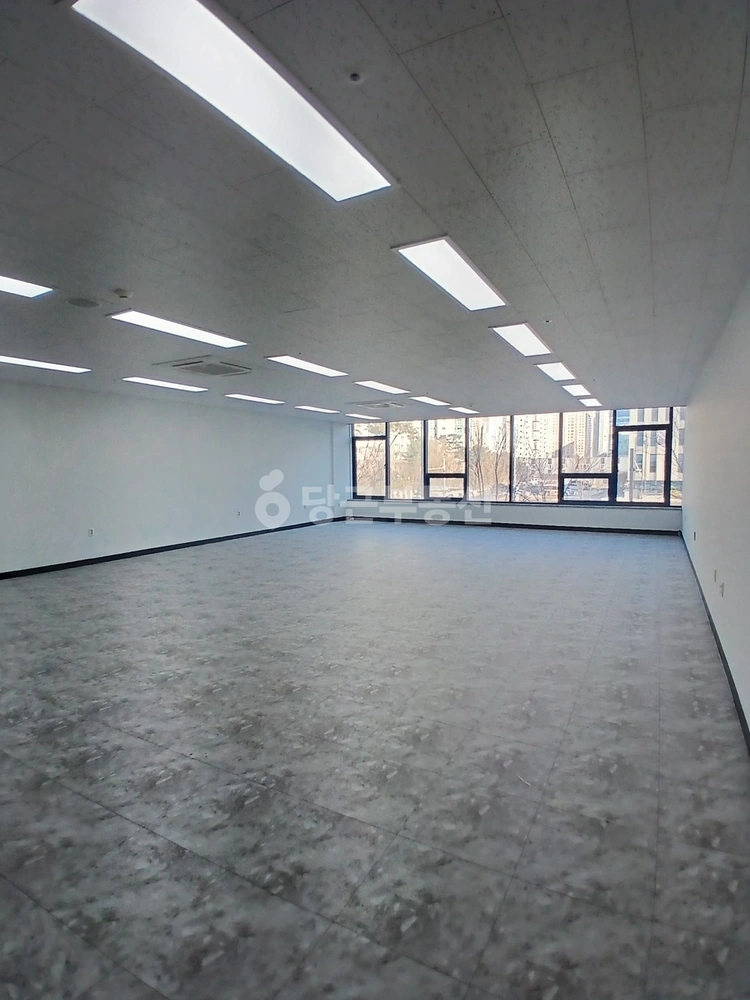 인천광역시 서해구 청라동 상가 사진 1
