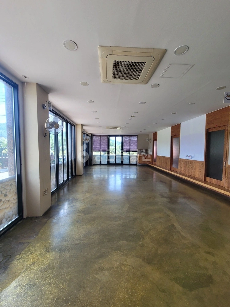 충청남도 천안시 동남구 유량동 상가 사진 1