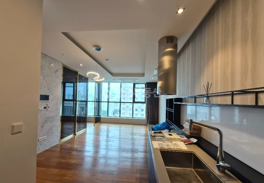 서울특별시 강남구 논현동 아파트 사진 1