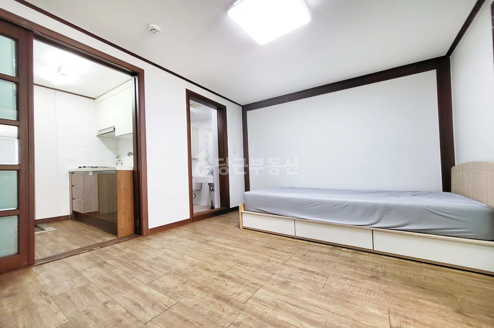 대전광역시 서구 탄방동 원룸 사진 1