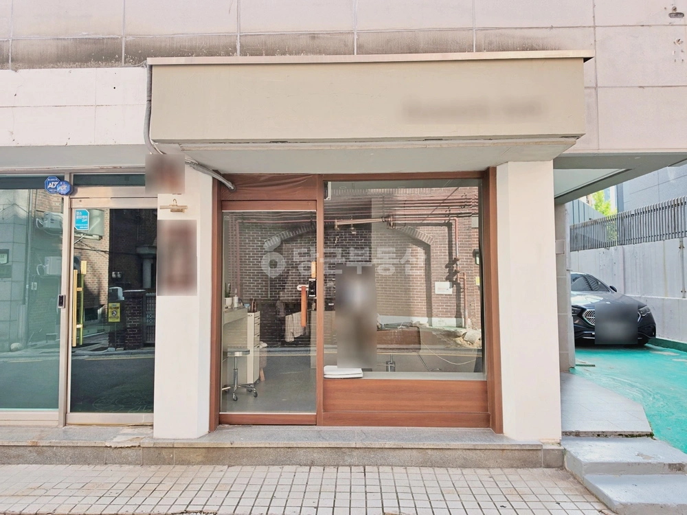 서울특별시 서초구 반포동 상가 사진 1