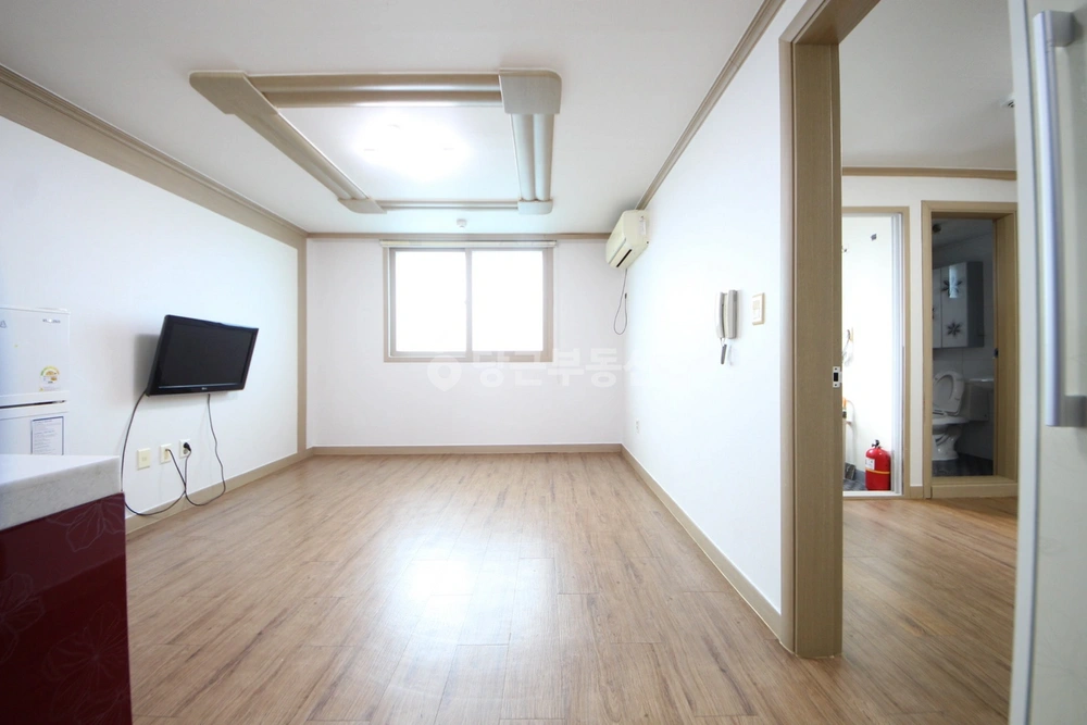 대전광역시 서구 용문동 원룸 사진 1
