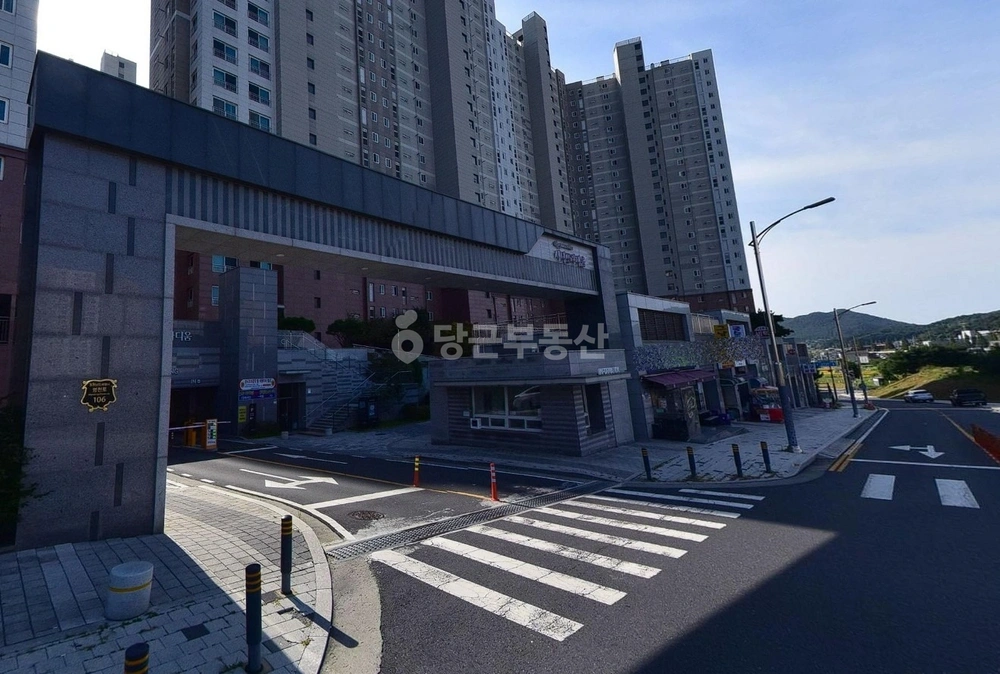 충청남도 보령시 명천동 상가 사진 1