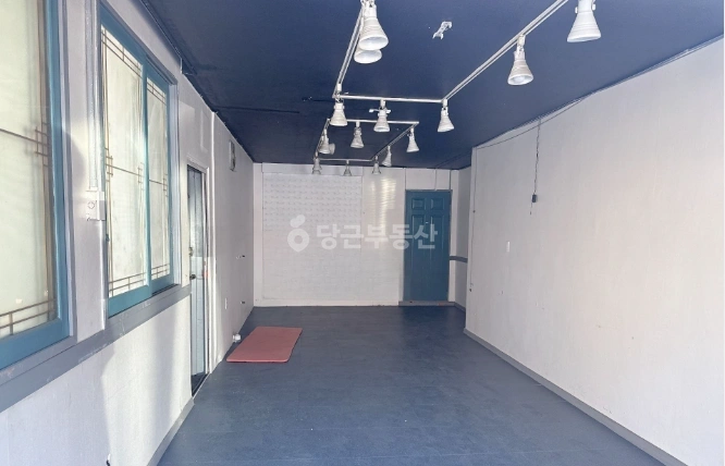 대전광역시 서구 탄방동 상가 사진 1