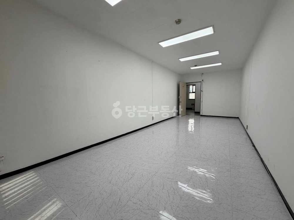 서울특별시 강남구 논현동 사무실 사진 1