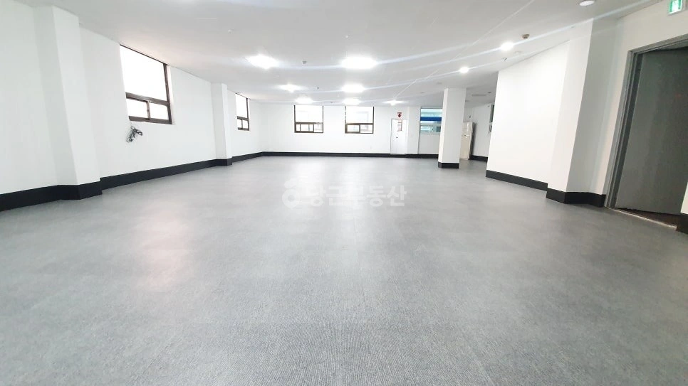 대구광역시 서구 비산동 상가 사진 1