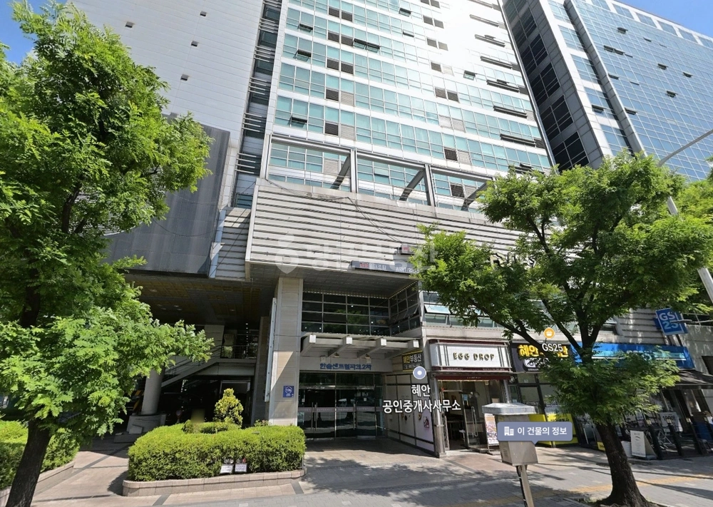 경기도 안양시 동안구 관양동 상가 사진 1