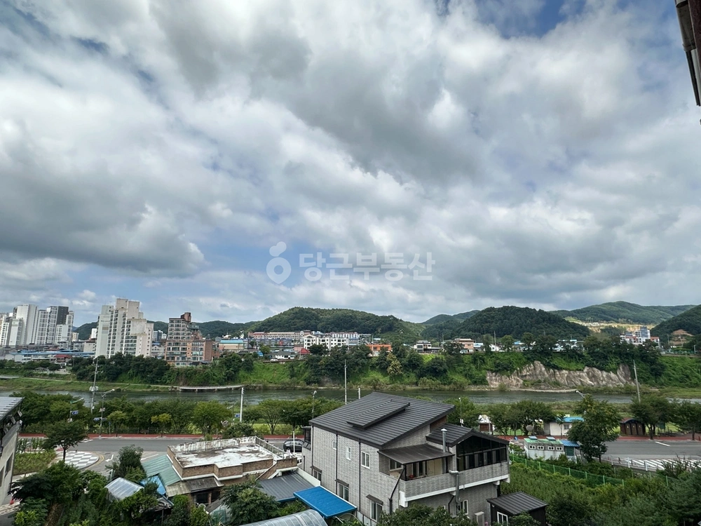 강원특별자치도 홍천군 홍천읍 아파트 사진 1