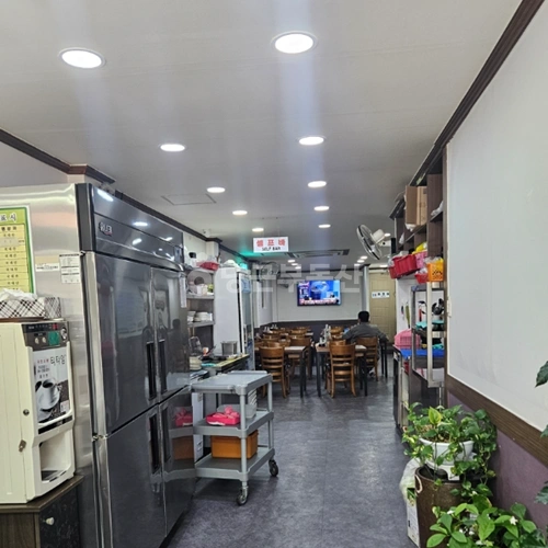 부산광역시 동래구 온천동 상가 사진 1