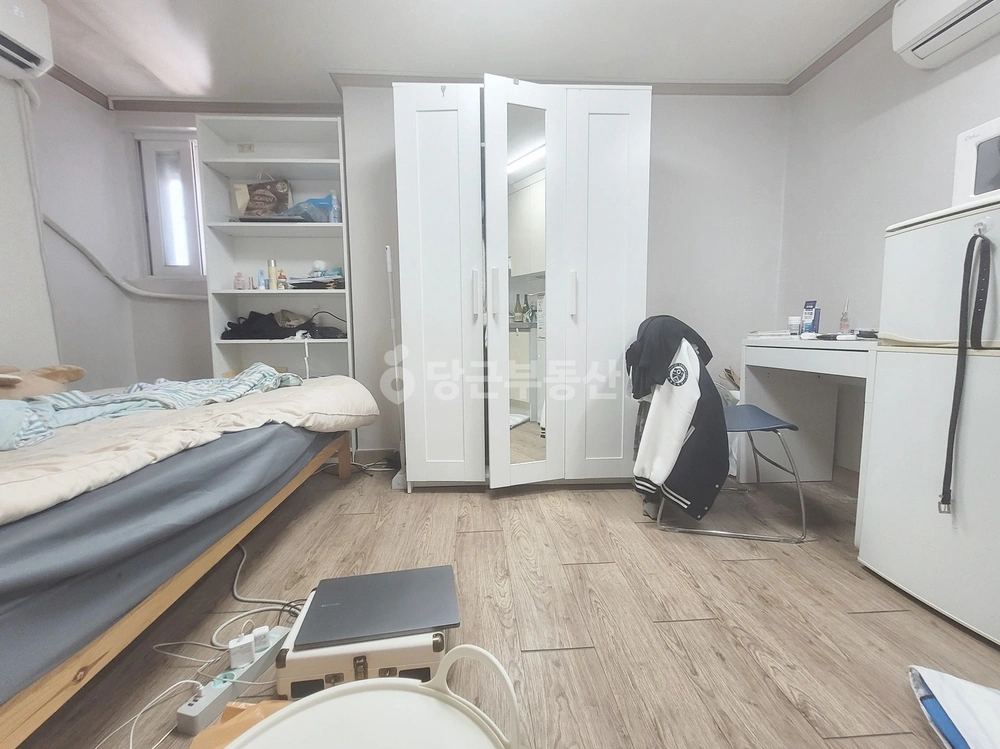 서울특별시 서대문구 창천동 원룸 사진 1