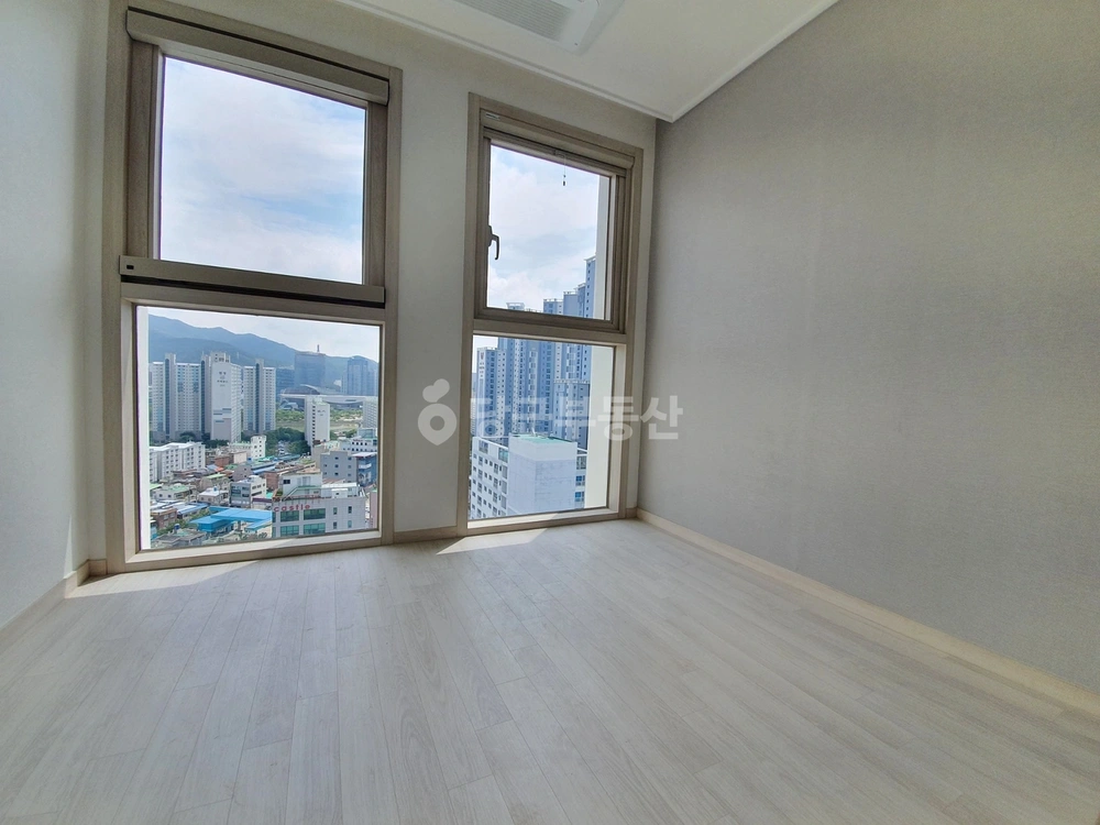 부산광역시 수영구 광안동 오피스텔 사진 1