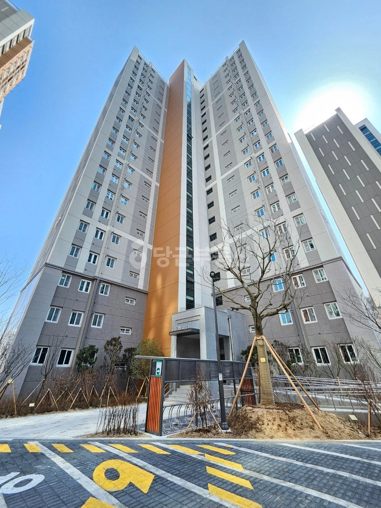 부산광역시 부산진구 범천동 아파트 사진 1