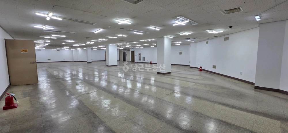 서울특별시 관악구 신림동 상가 사진 1