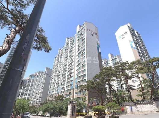 서울특별시 관악구 봉천동 아파트 사진 1