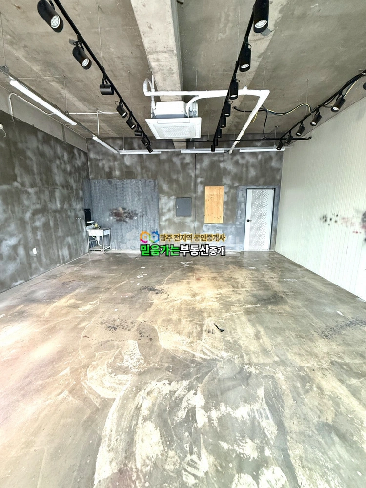 전남광주통합특별시 서구 내방동 상가 사진 1