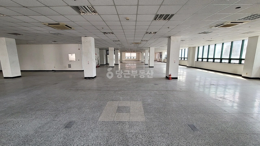 경기도 수원시 영통구 매탄동 공장/창고 사진 1