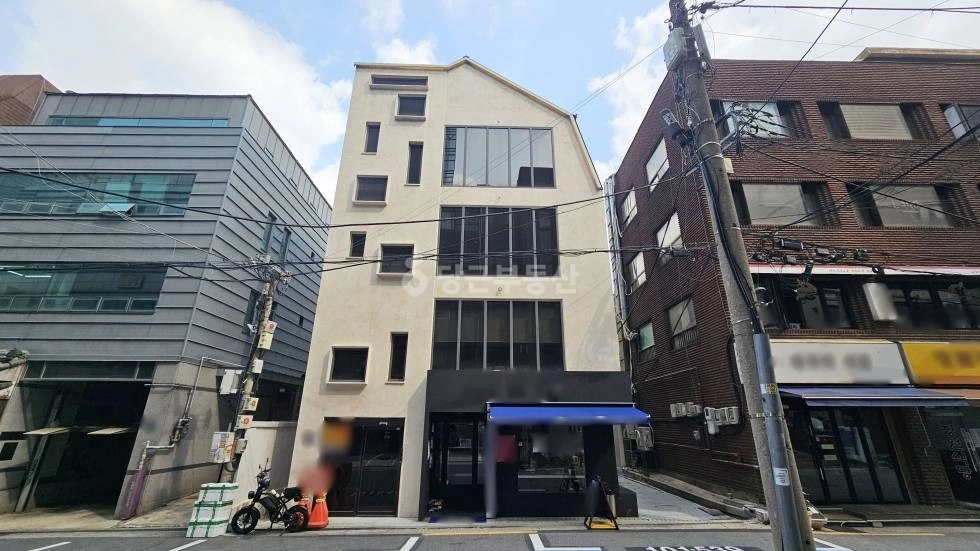 서울특별시 강남구 신사동 상가 사진 1