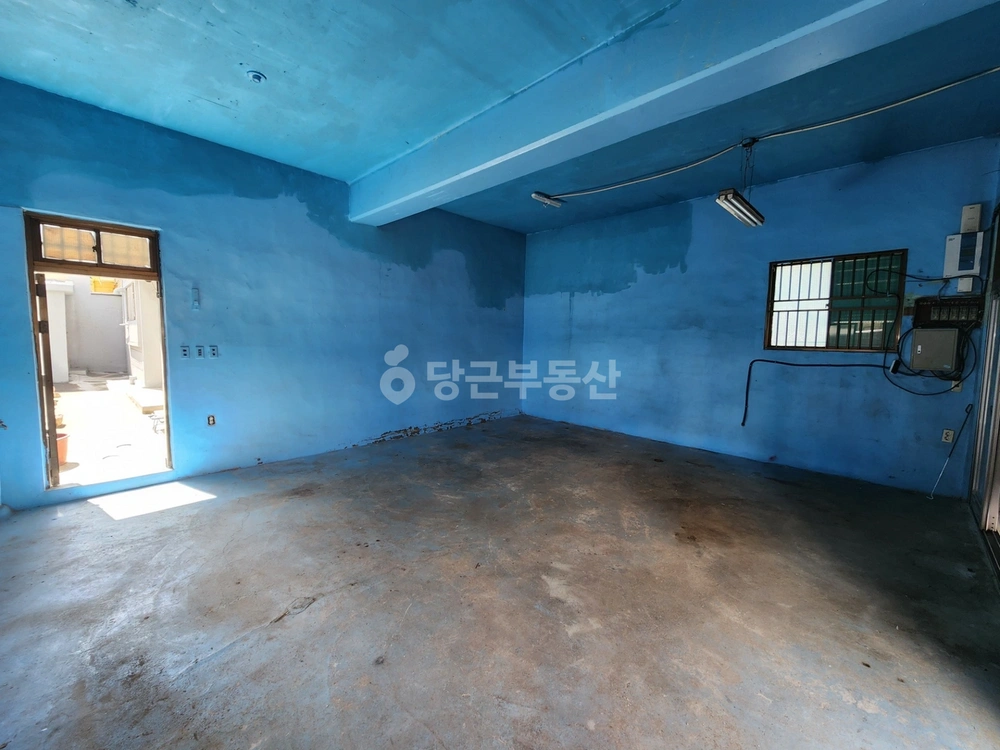 부산광역시 부산진구 연지동 상가 사진 1