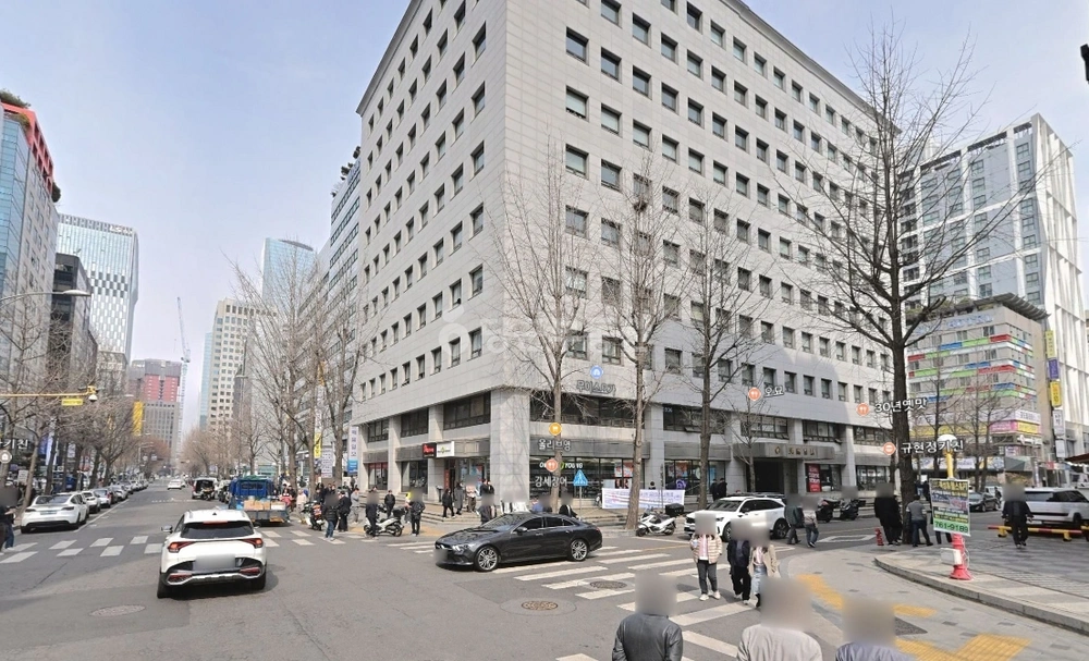 서울특별시 영등포구 여의도동 상가 사진 1