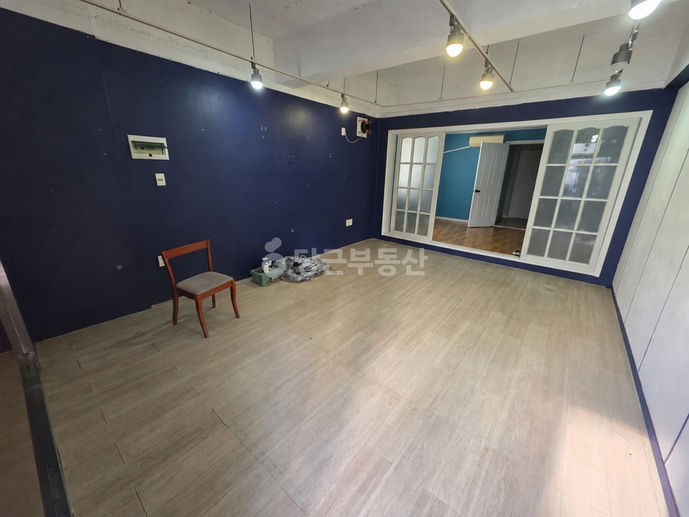 대전광역시 서구 둔산동 상가 사진 1