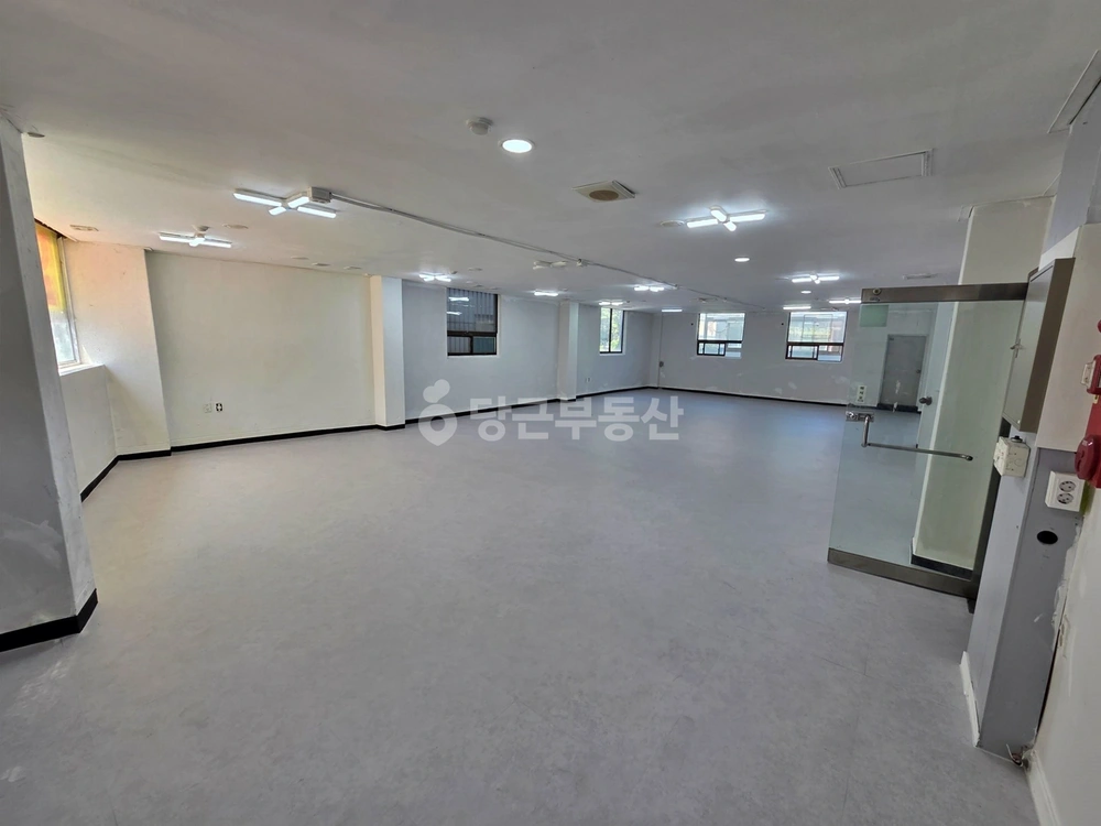 대구광역시 서구 비산동 상가 사진 1