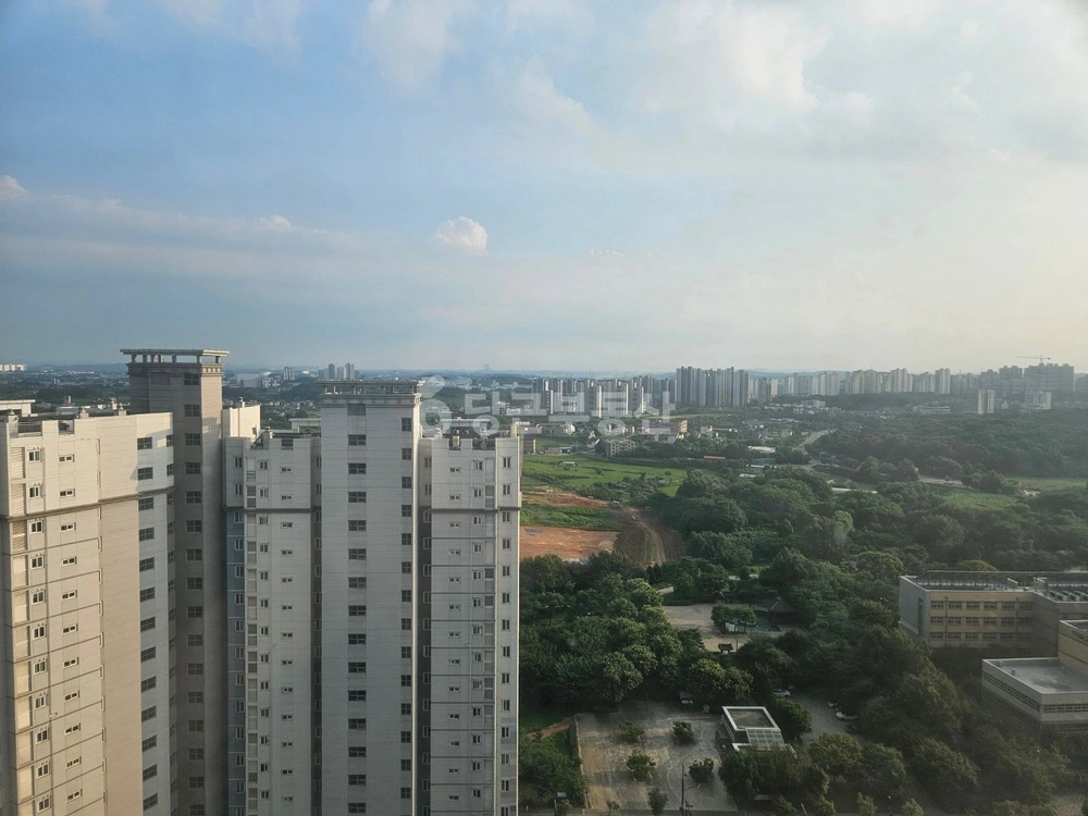 경기도 화성시 만세구 향남읍 아파트 사진 1