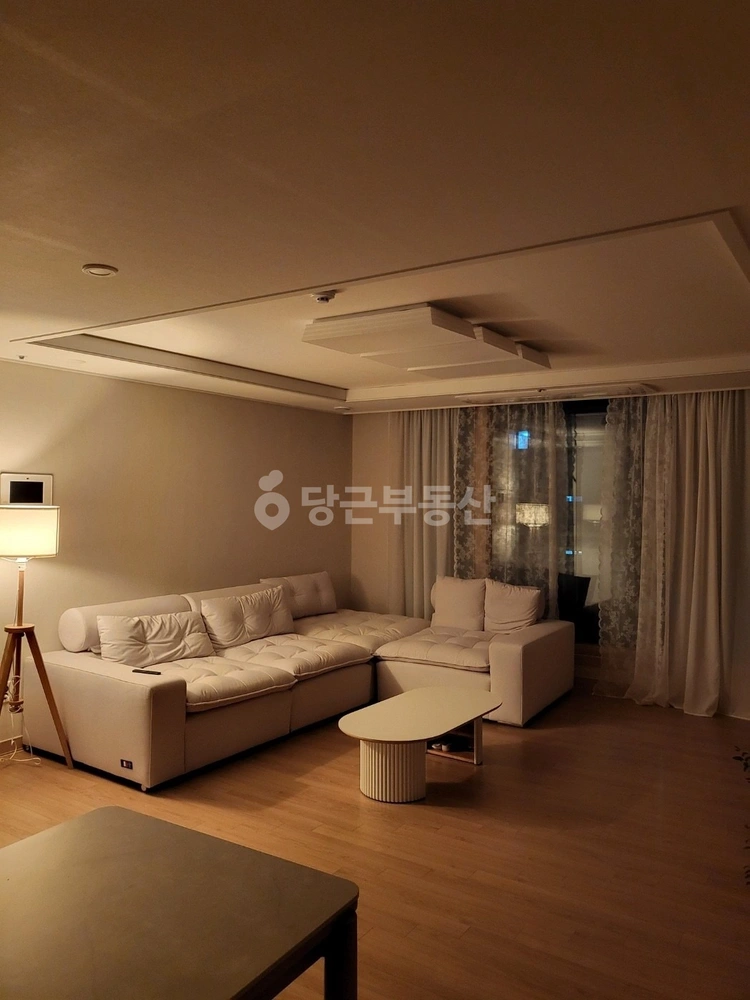 전남광주통합특별시 광산구 우산동 아파트 사진 1