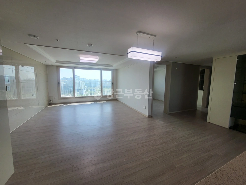 인천광역시 서해구 청라동 아파트 사진 1