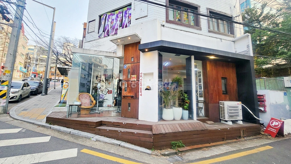 서울특별시 마포구 서교동 상가 사진 1