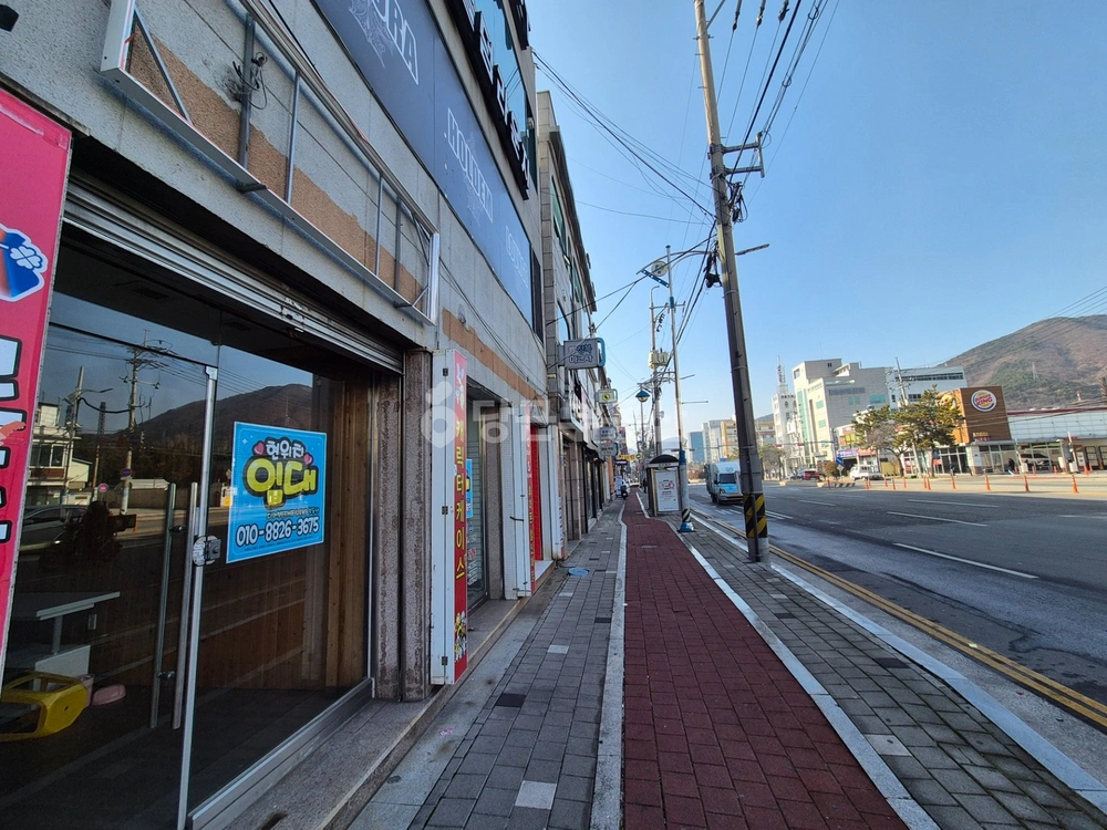 경상남도 창원시 진해구 충무동 상가 사진 1