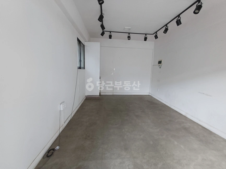 서울특별시 관악구 신림동 상가 사진 1