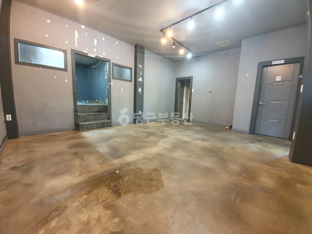 대구광역시 달서구 용산동 상가 사진 1