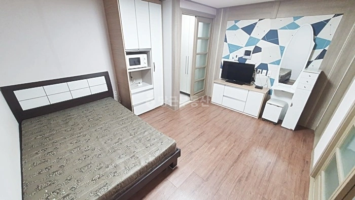 부산광역시 연제구 연산동 원룸 사진 1