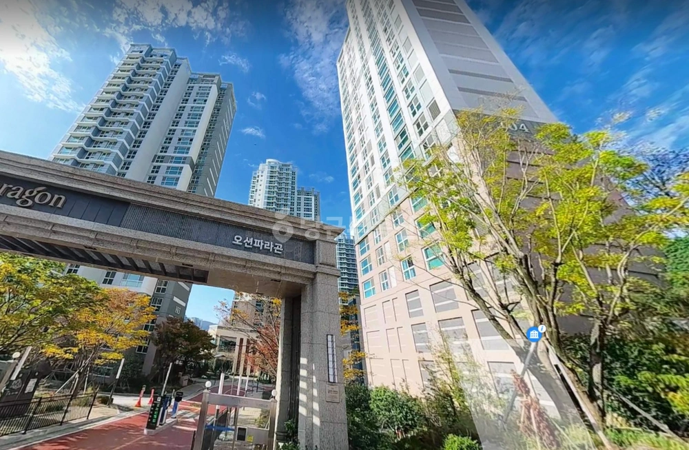 부산광역시 남구 문현동 아파트 사진 1
